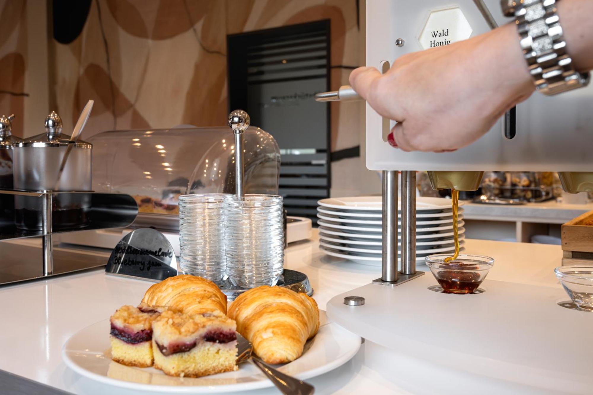Hotel Astra Düsseldorf Eksteriør bilde