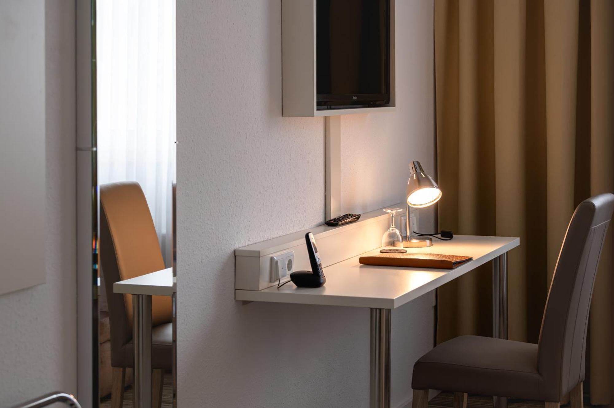 Hotel Astra Düsseldorf Eksteriør bilde