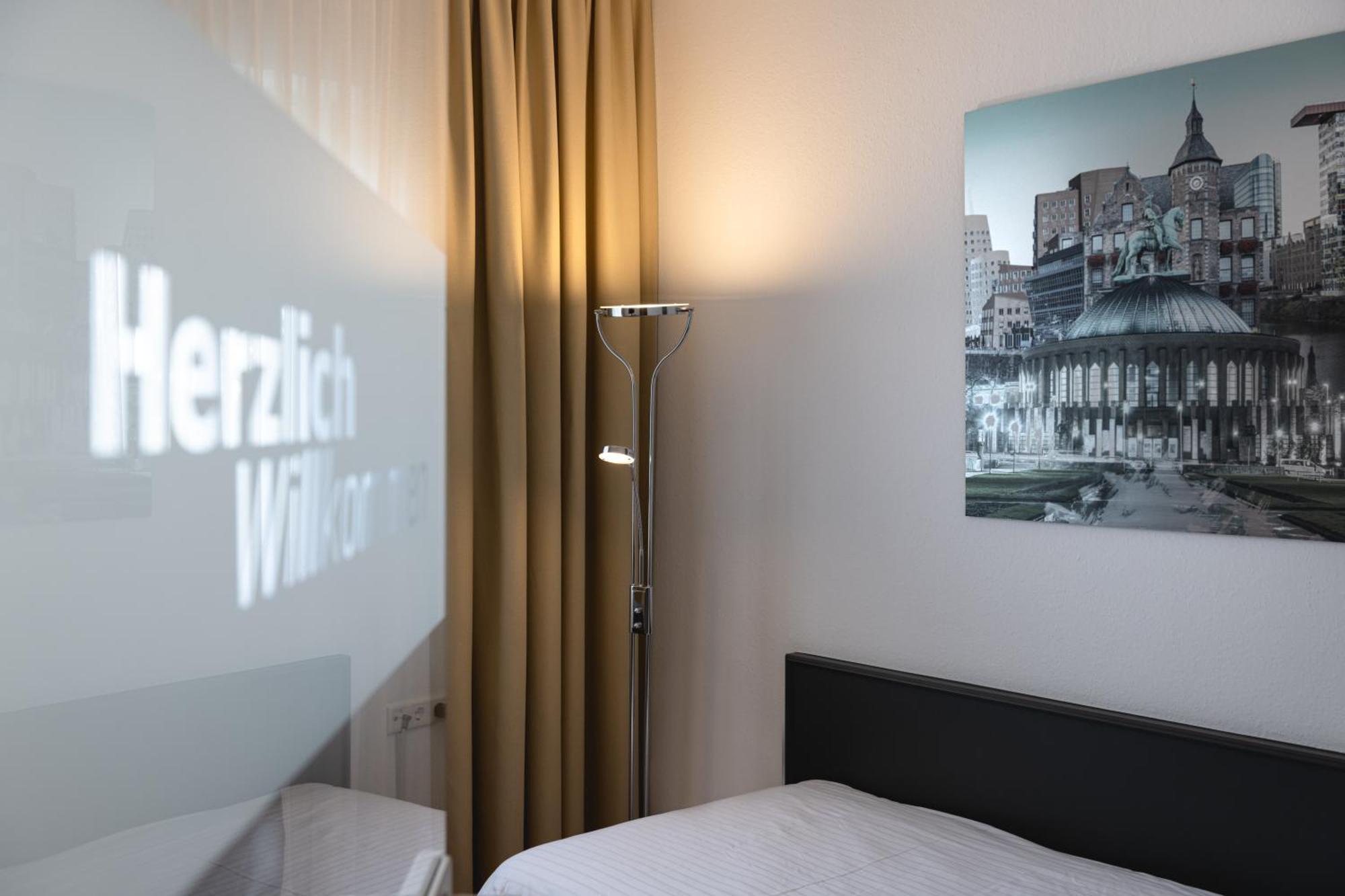 Hotel Astra Düsseldorf Eksteriør bilde
